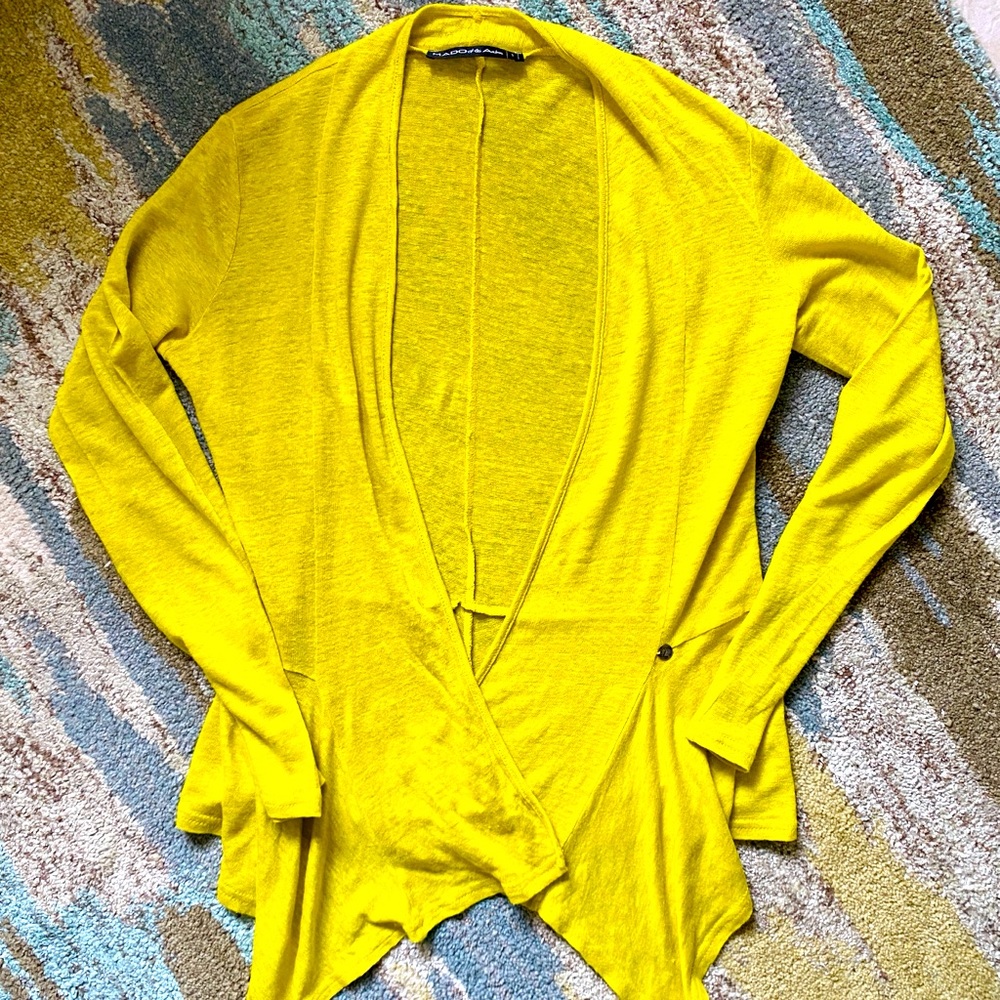 MADO et les Autres - French brand
Electric Chartreuse green/ yellow sweater